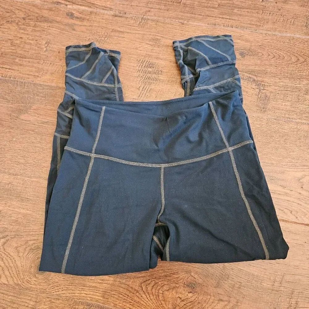 Athleta Mantra Mesh Abyss Teal Capri Active Pants